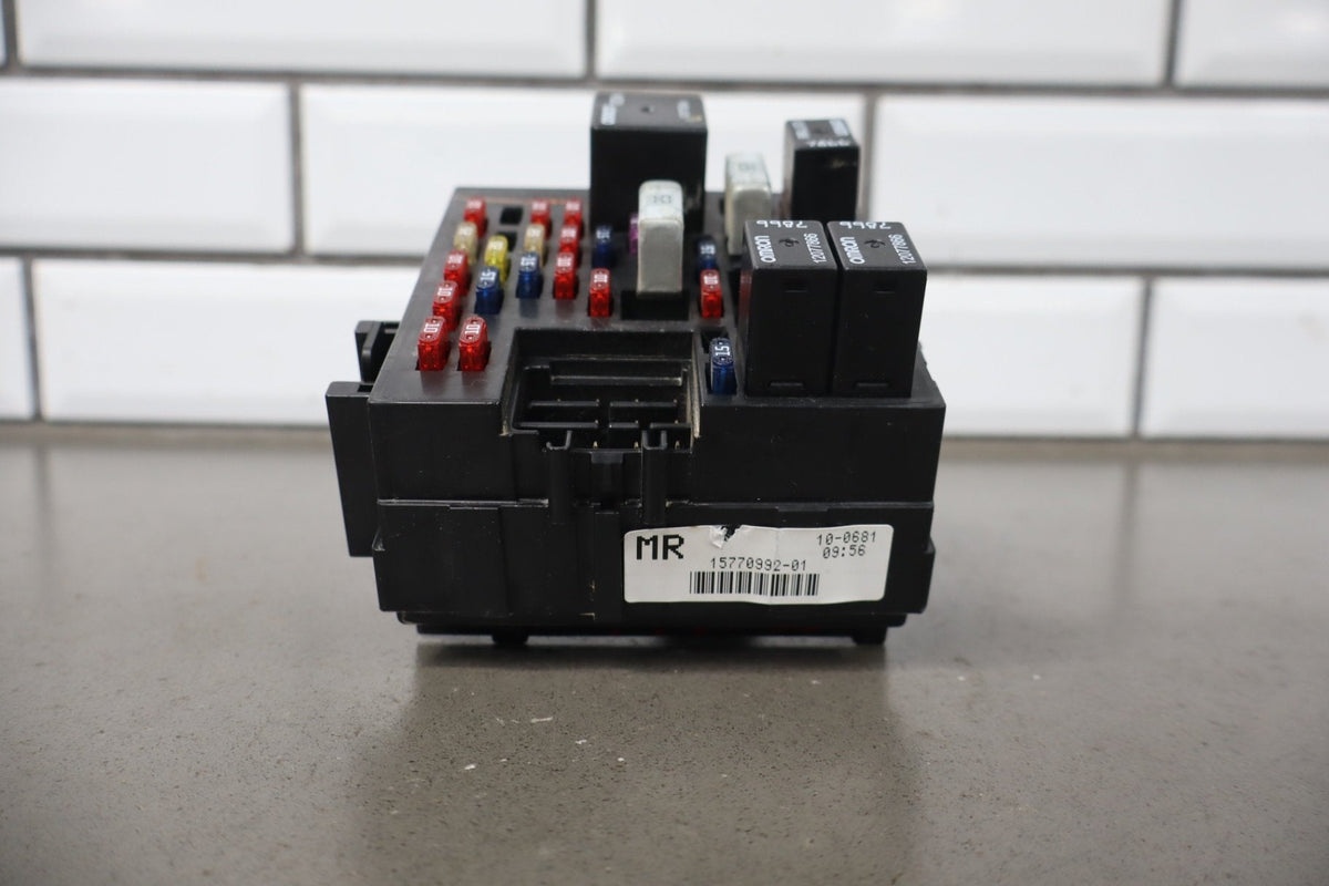 2001 Chevrolet Silverado GMT800- Cabin Fuse Box