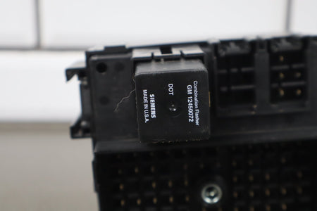 2001 Chevrolet Silverado GMT800- Cabin Fuse Box