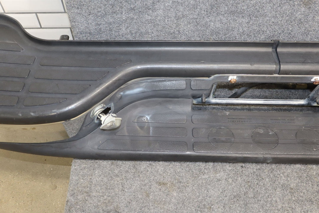 2001 Chevrolet Suburban 2500 Rear Bumper 11U