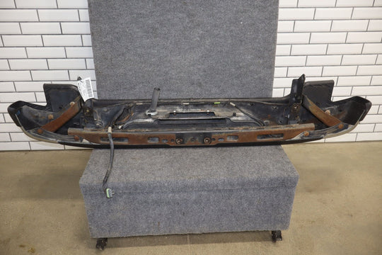2001 Chevrolet Suburban 2500 Rear Bumper 11U