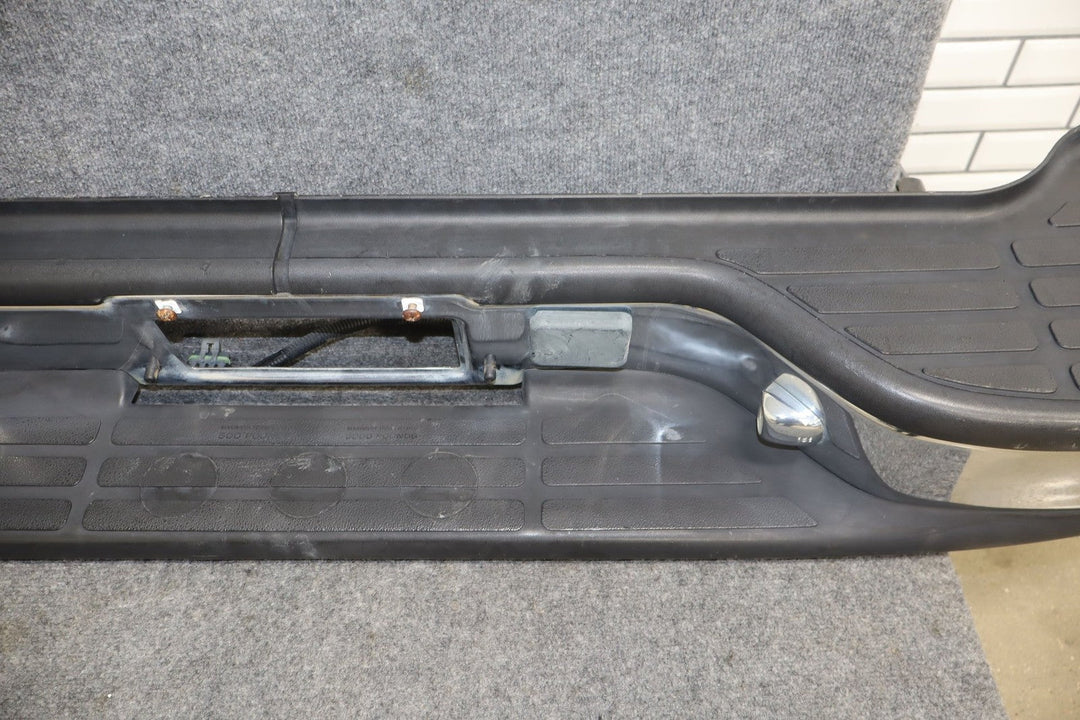 2001 Chevrolet Suburban 2500 Rear Bumper 11U