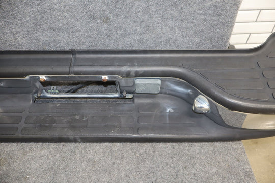 2001 Chevrolet Suburban 2500 Rear Bumper 11U