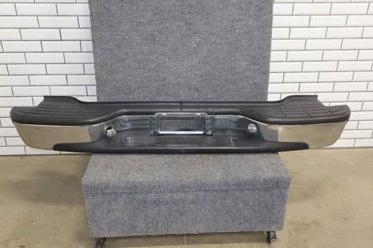2001 Chevrolet Suburban 2500 Rear Bumper 11U