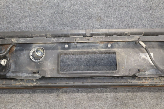 2001 Chevrolet Suburban 2500 Rear Bumper 11U