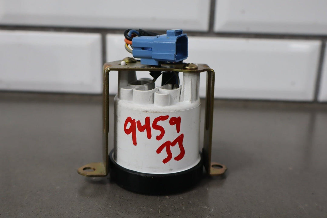 2001 Dodge Viper Oil Pressure Gauge 04642133ac OEM