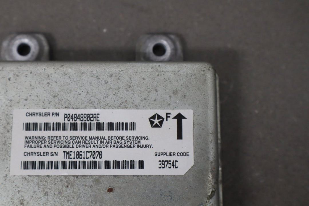 2001 Dodge Viper R/T - 10 Airbag SRS Module P04848802AE