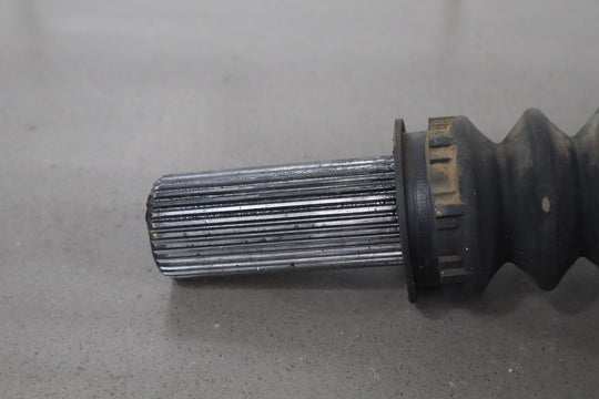 2001 GMC 2500HD 8.1L 4x4 Front Driveshaft Assembly (Auto Trans)