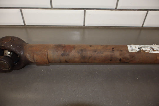 2001 GMC 2500HD 8.1L 4x4 Front Driveshaft Assembly (Auto Trans)