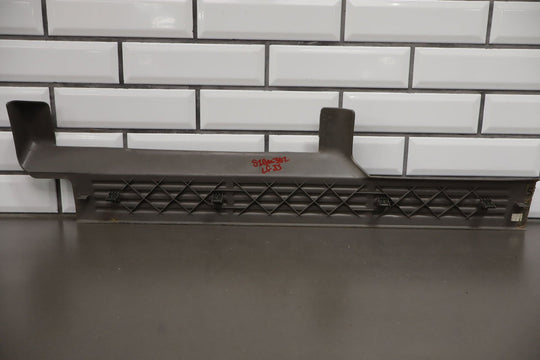 2001 GMC Sierra 2500 Crew Cab Front Door Entry Sill Plate Pair