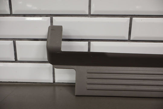 2001 GMC Sierra 2500 Crew Cab Front Door Entry Sill Plate Pair