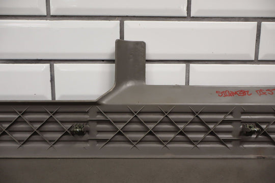 2001 GMC Sierra 2500 Crew Cab Front Door Entry Sill Plate Pair