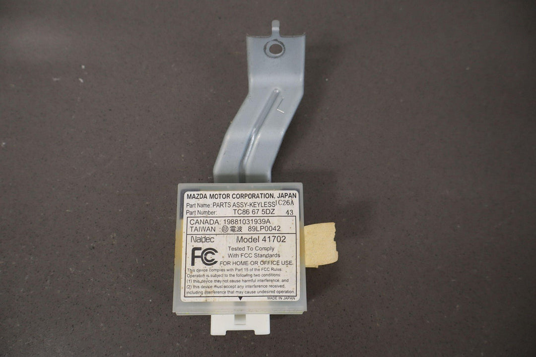 2001 Mazda Miata NB 9 Pc Keyless Entry Kit ECU - Ignition - LockCylinders - Modules