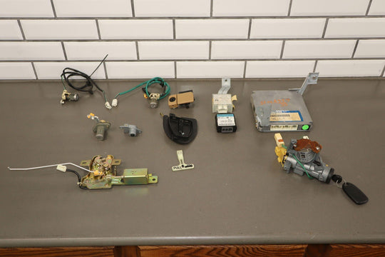 2001 Mazda Miata NB 9 Pc Keyless Entry Kit ECU - Ignition - LockCylinders - Modules