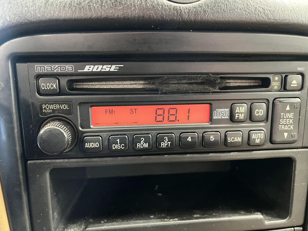 2001 Mazda Miata NB Bose AM - FM - CD Player *CD Non - Working* OEM NC75669R0