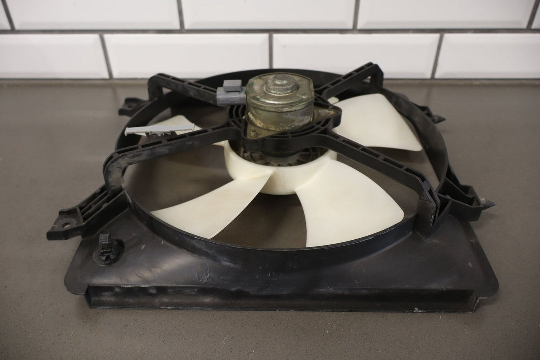 2001 Mazda MX - 5 Miata Left Cooling Fan BP4W15025