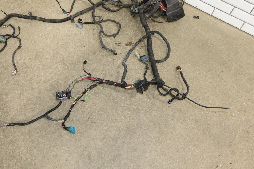 2001 Pontiac Firebird 3.8L Engine Fuse Box