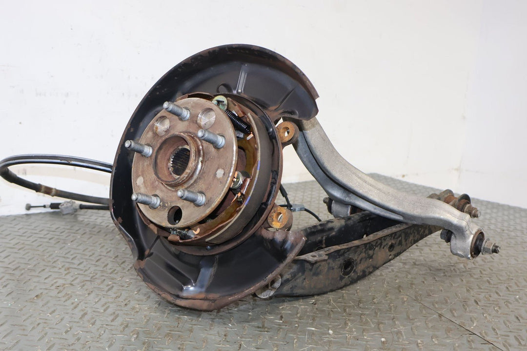 2002 - 2003 Lexus LS430 - Left Rear Knuckle