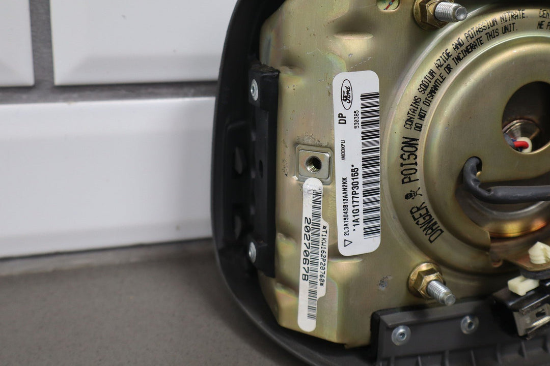 2002 - 2004 Ford Excursion Driver Steering Wheel Air Bag Medium Flint 3E