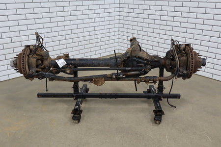 2002-2004 Ford F250 F350 Super Duty 4x4 3.73 Ratio Front Axle Assembly OEM
