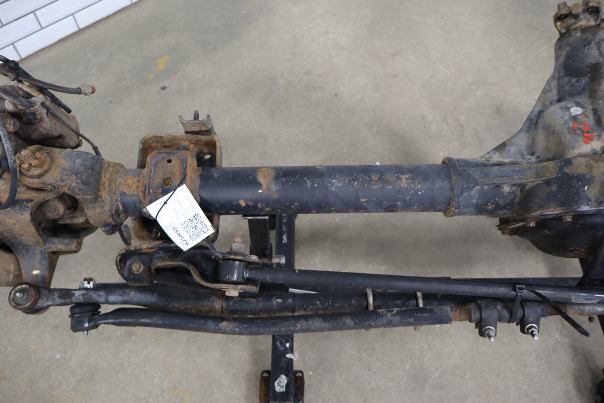 2002-2004 Ford F250 F350 Super Duty 4x4 3.73 Ratio Front Axle Assembly OEM