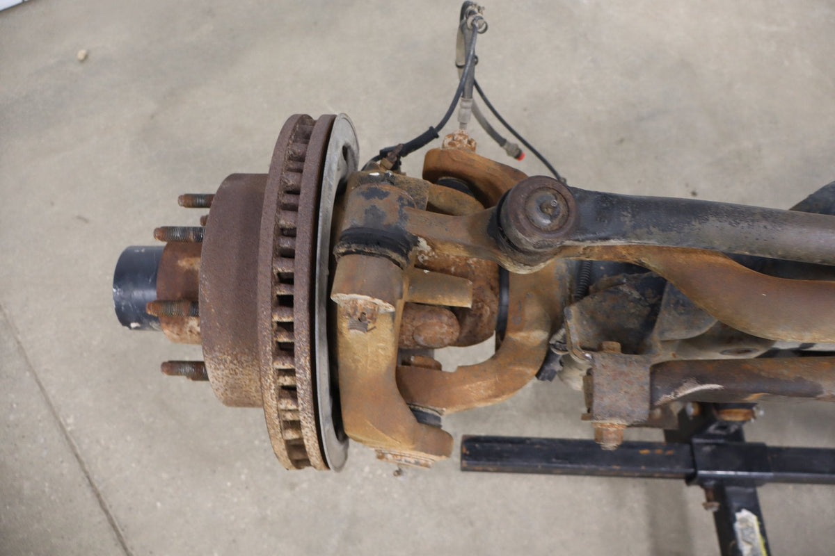 2002-2004 Ford F250 F350 Super Duty 4x4 3.73 Ratio Front Axle Assembly OEM