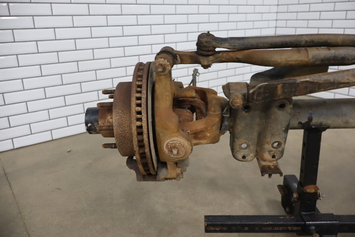 2002-2004 Ford F250 F350 Super Duty 4x4 3.73 Ratio Front Axle Assembly OEM