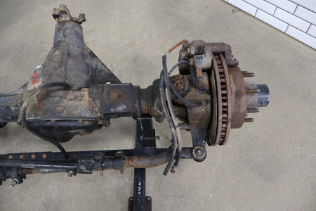 2002-2004 Ford F250 F350 Super Duty 4x4 3.73 Ratio Front Axle Assembly OEM