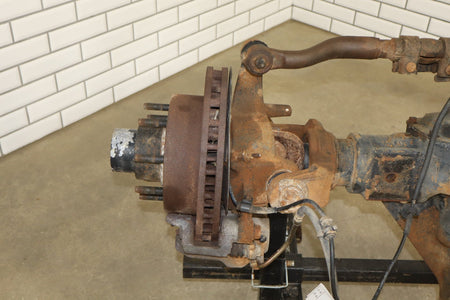 2002-2004 Ford F250 F350 Super Duty 4x4 3.73 Ratio Front Axle Assembly OEM