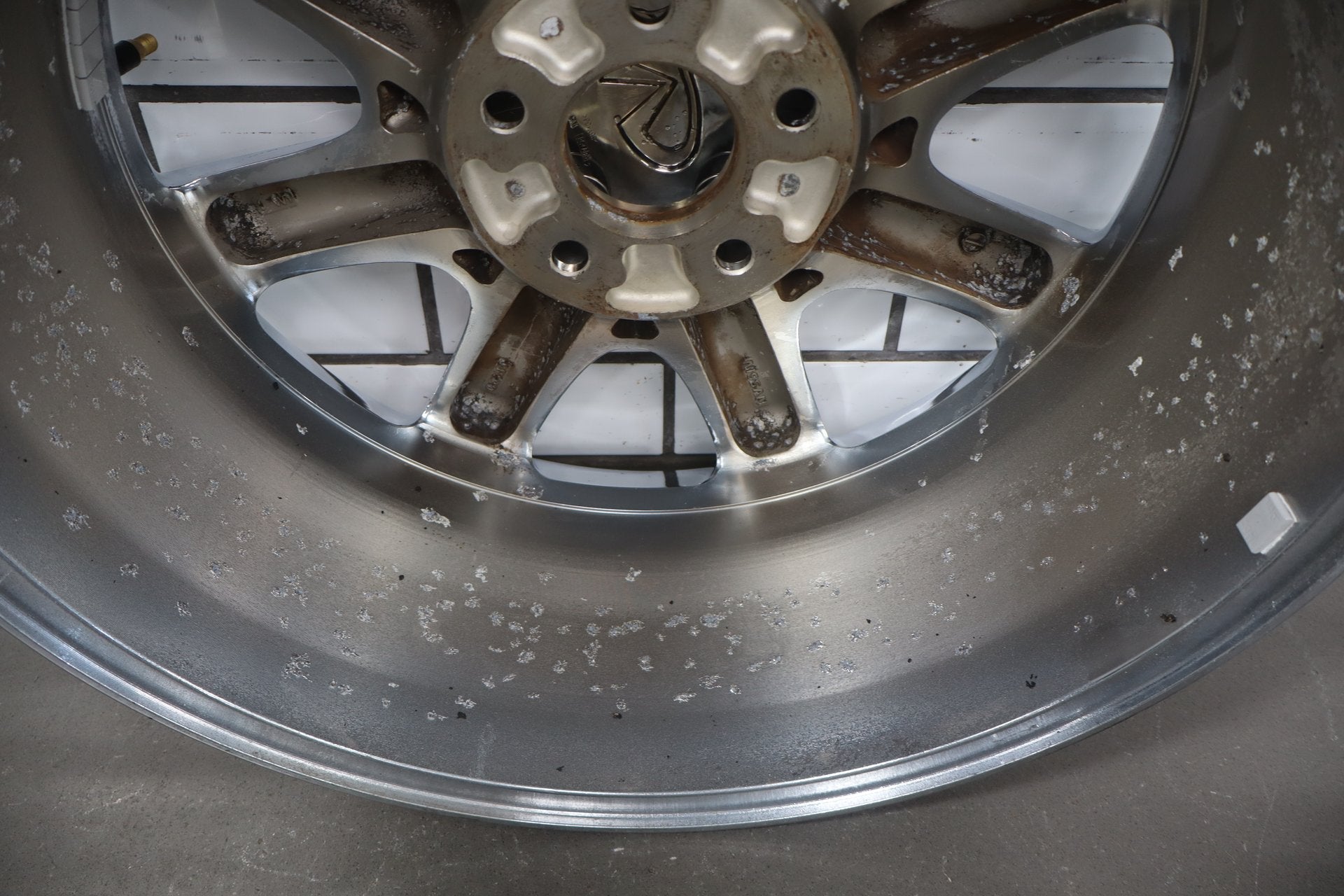 2002-2004 Infiniti M45 Alloy Wheel OEM 18" Chrome Low Mileage