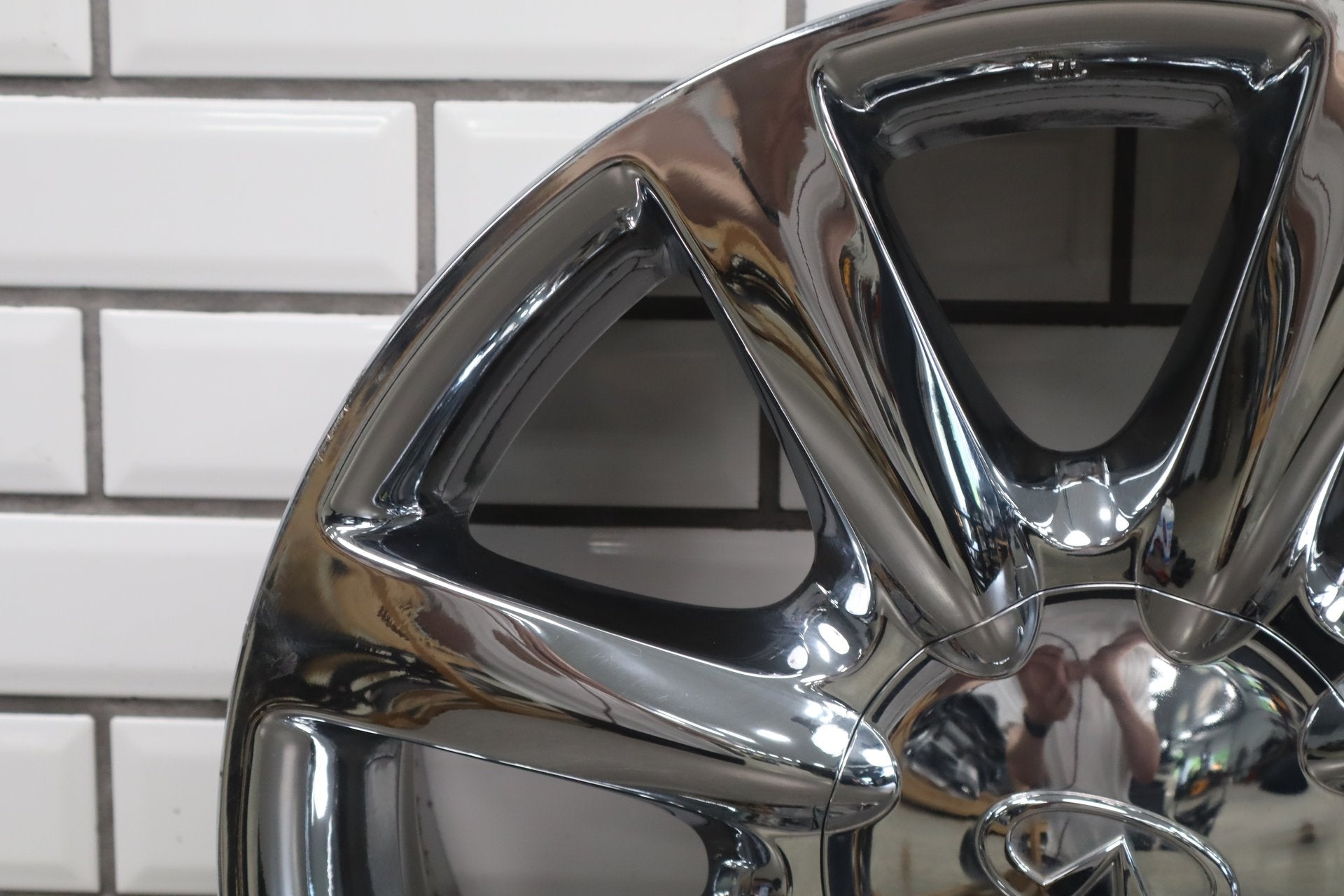 2002-2004 Infiniti M45 Alloy Wheel OEM 18" Chrome Low Mileage