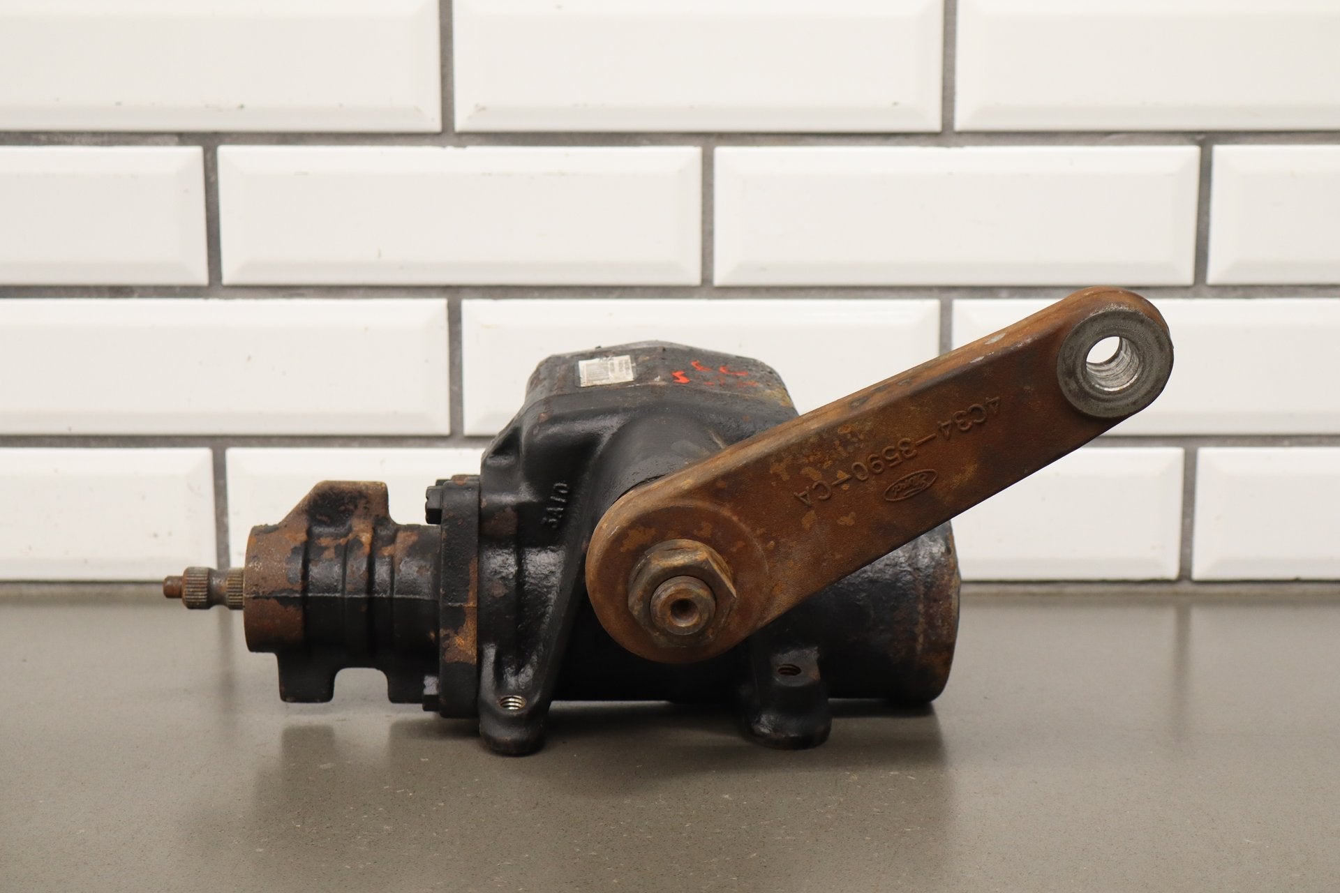 2002-2005 Ford F-350 Super Duty Steering Gear 2C3Z3504AARM OEM