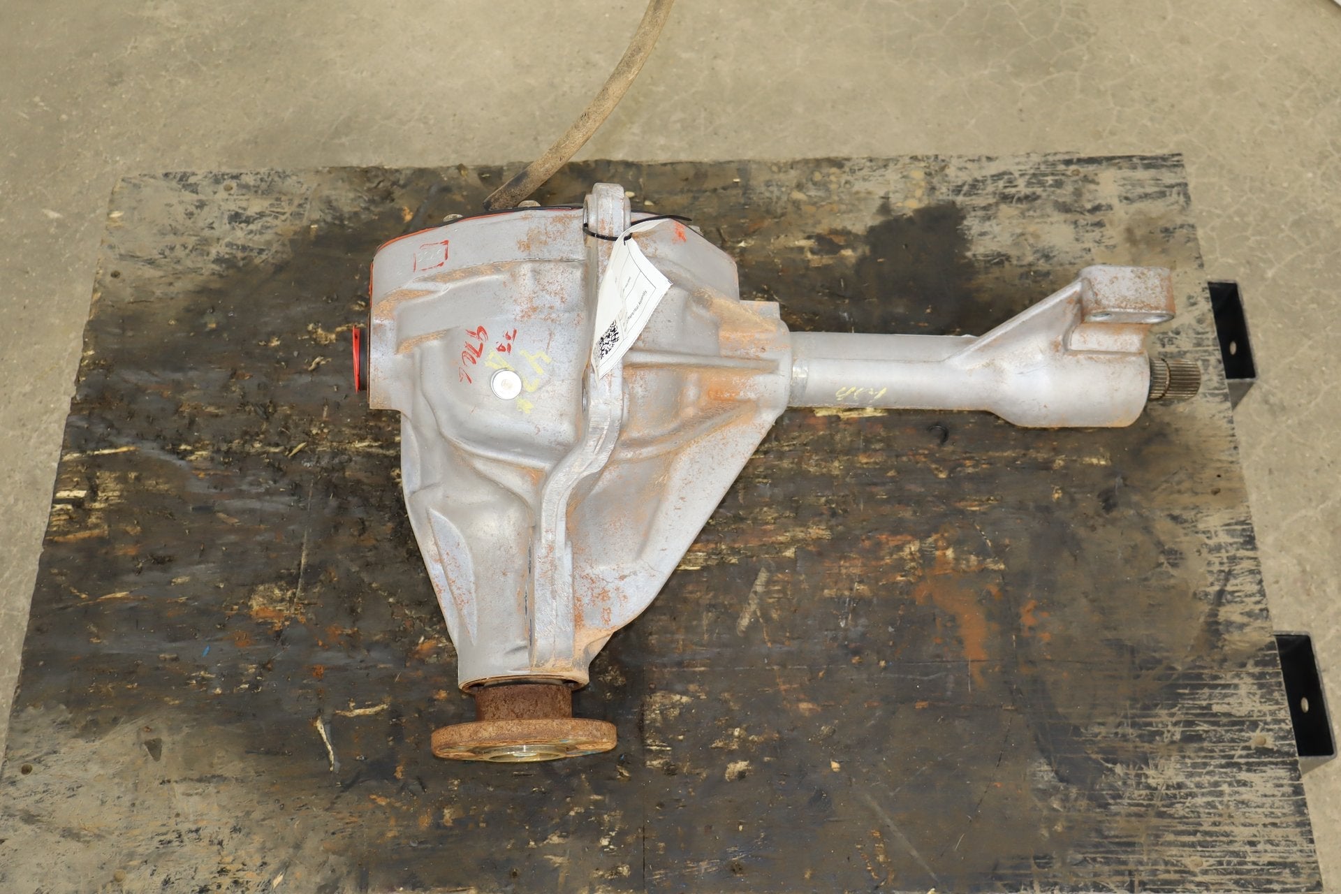 2002-2005 Ram 1500 Carrier Assembly 52070385AB 3.55 OEM