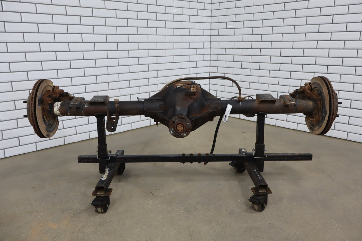 2002-2005 Ram 1500 Rear Axle Assembly 05072512AA OEM 3.55 Ratio