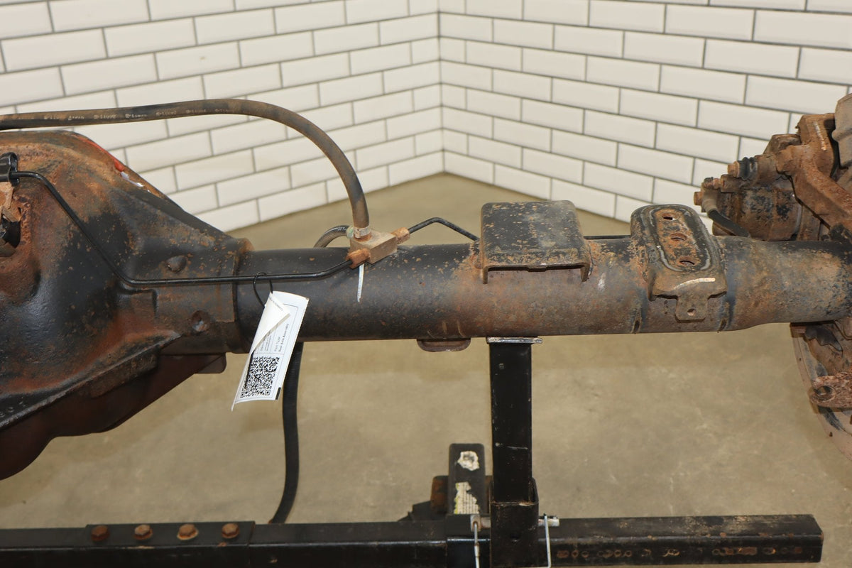 2002-2005 Ram 1500 Rear Axle Assembly 05072512AA OEM 3.55 Ratio