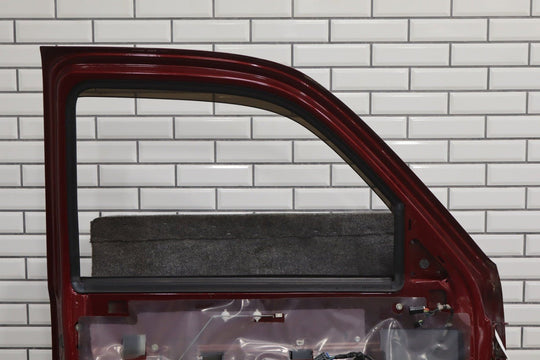 2002 - 2006 Cadillac Escalade Left Front Door InfraRed 72