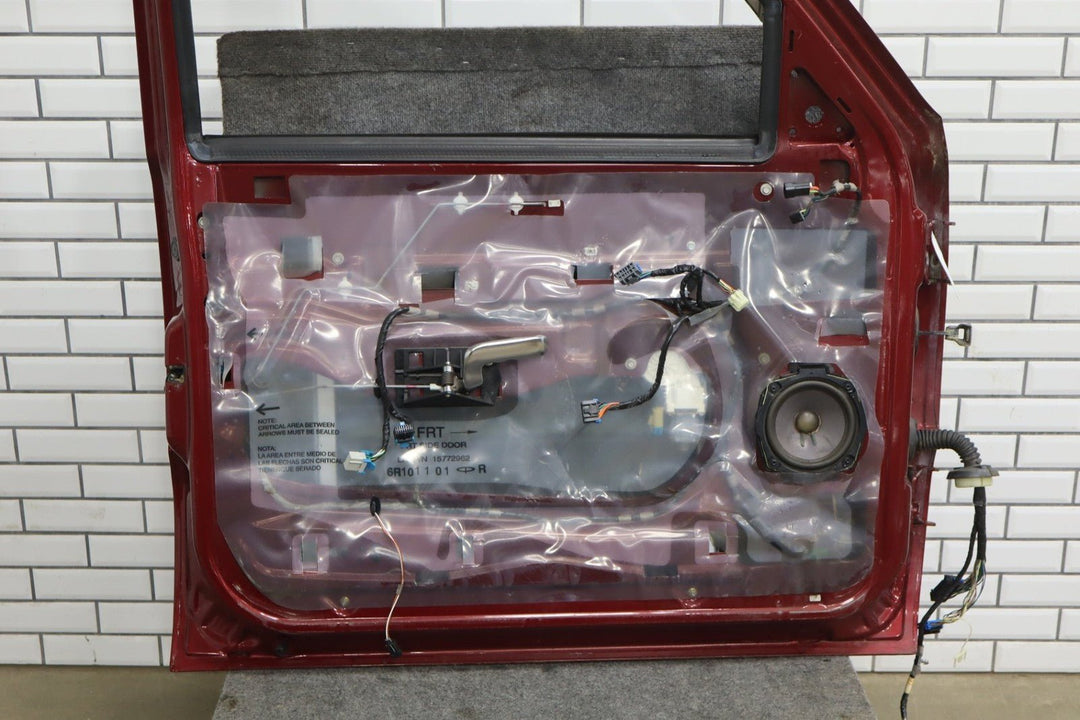 2002 - 2006 Cadillac Escalade Left Front Door InfraRed 72