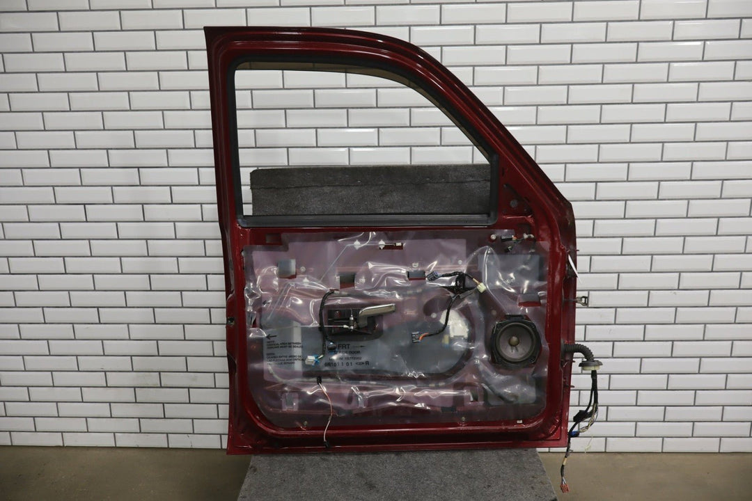 2002 - 2006 Cadillac Escalade Left Front Door InfraRed 72