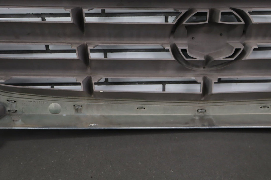 2002 - 2006 Cadillac Escalade OEM Front Grille Pewter Metallic 11U
