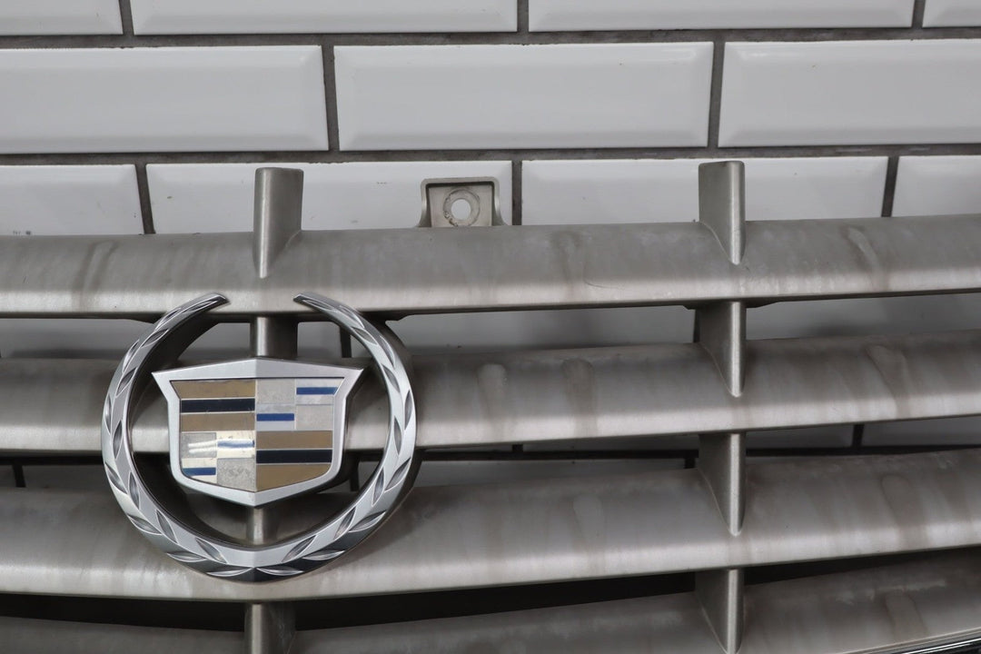2002 - 2006 Cadillac Escalade OEM Front Grille Pewter Metallic 11U