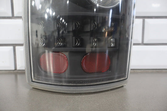 2002 - 2006 GMC Yukon GMT800 Aftermarket Tail Light Set