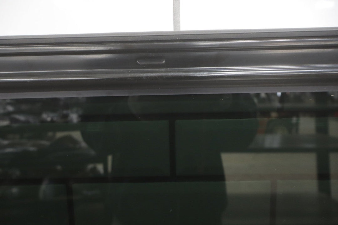 2002 - 2006 GMC Yukon Tahoe Suburban GMT800 Sunroof Glass Panel OEM