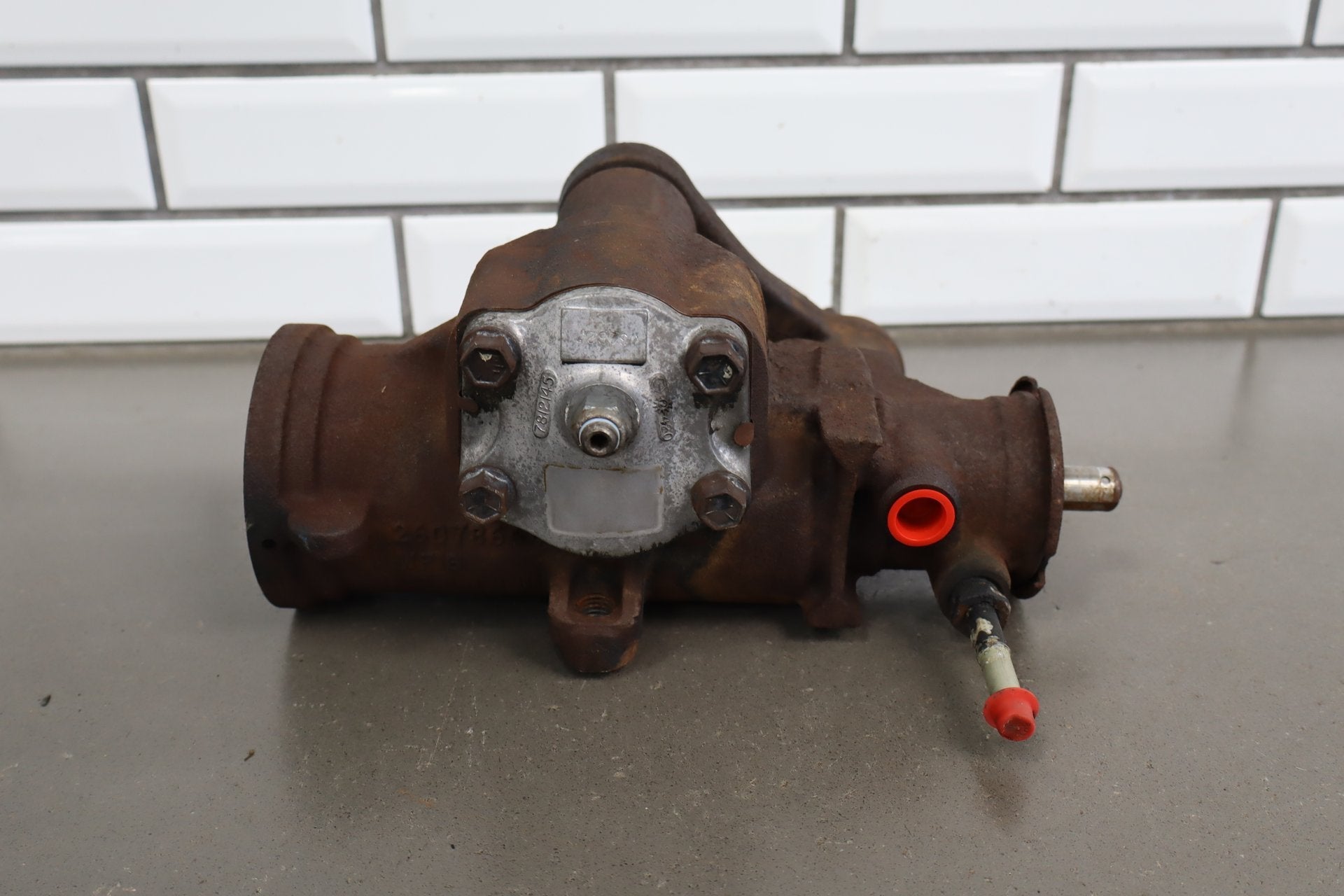 2002-2007 Chevrolet Silverado 2500 Steering Gear 19177173 OEM