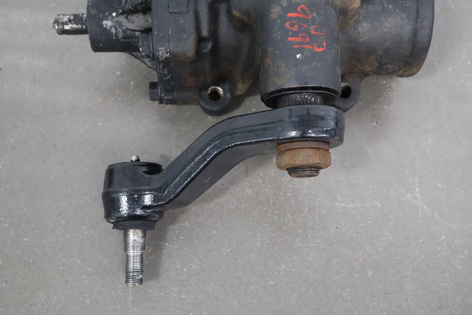 2002-2007 Chevrolet Silverado 2500HD Steering Gear Box Assembly