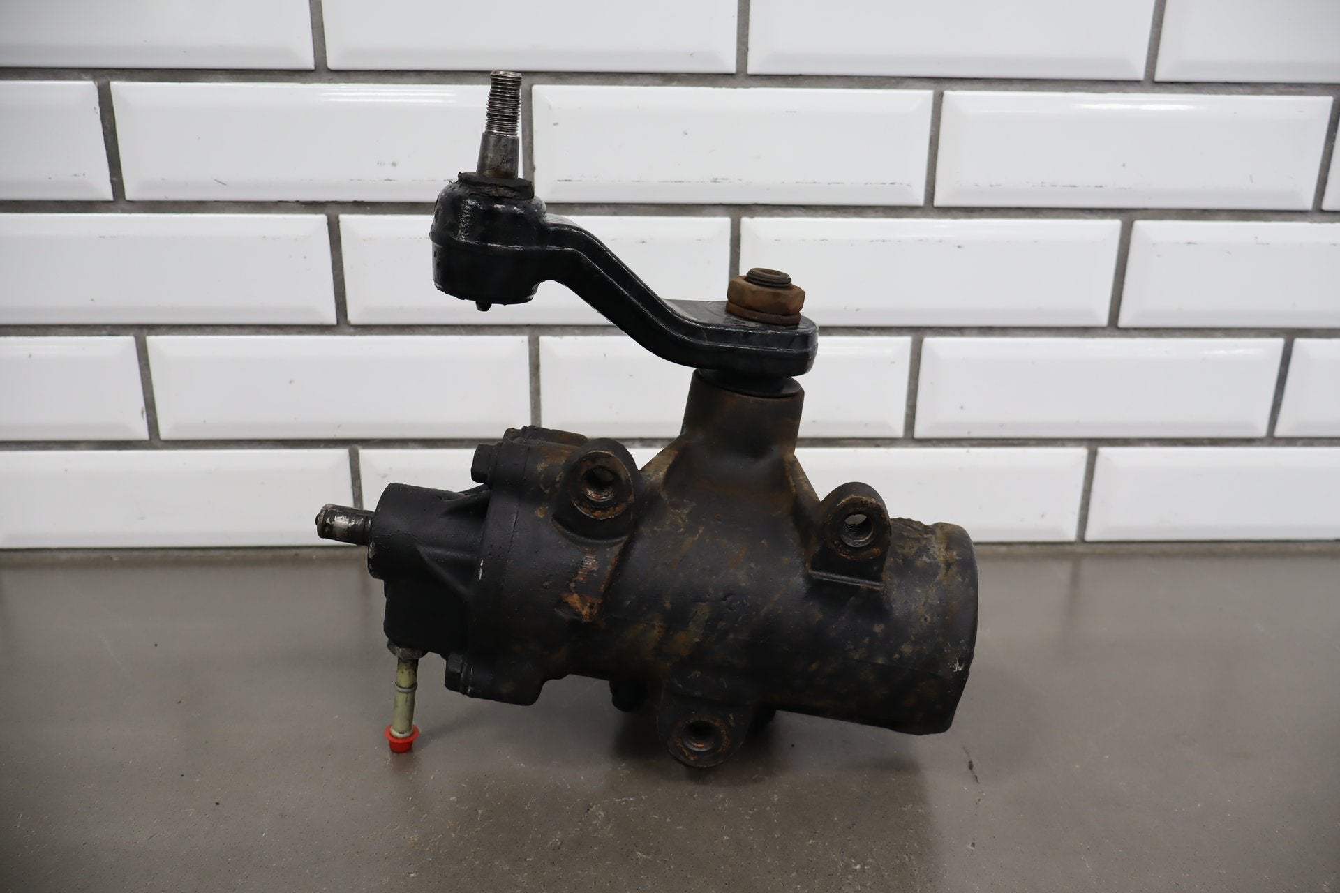 2002-2007 Chevrolet Silverado 2500HD Steering Gear Box Assembly