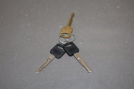 2002-2007 Ford F-250 Super Duty Lariat Steering Column with Key/Switches