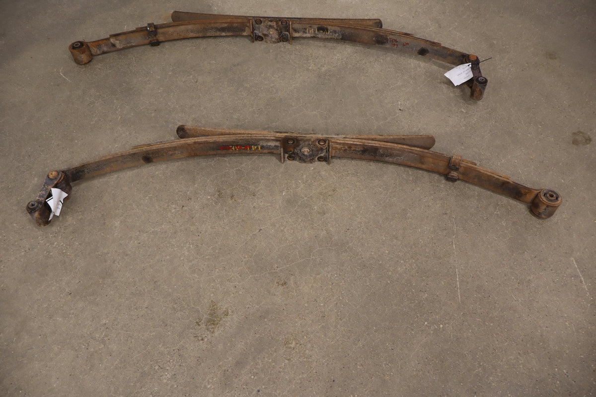 2002-2008 Ram 1500 Rear Leaf Springs Pair OEM Southern 52113141AD OEM