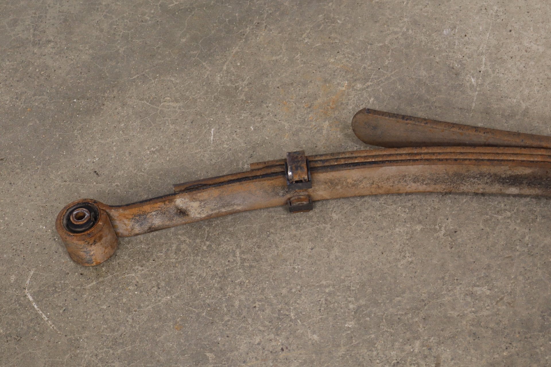 2002-2008 Ram 1500 Rear Leaf Springs Pair OEM Southern 52113141AD OEM