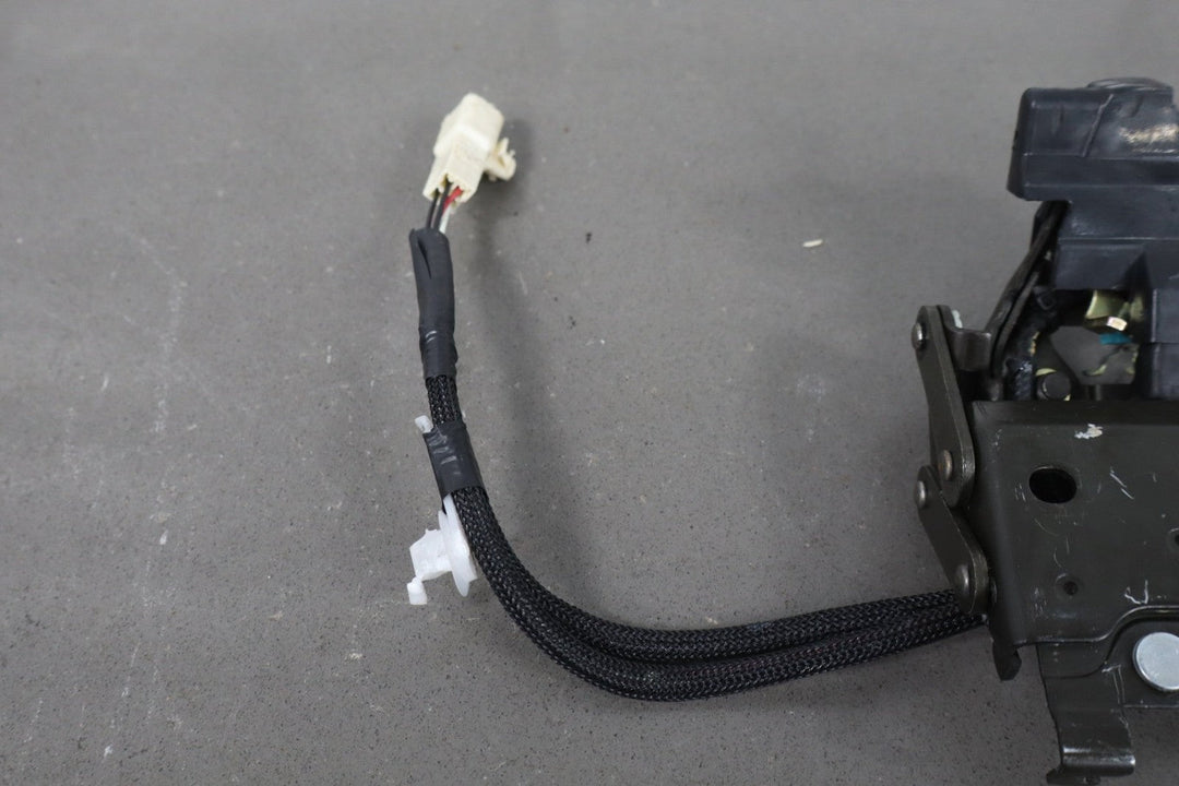 2002 - 2010 Lexus SC430 Trunk / Decklid Lid Latch OEM