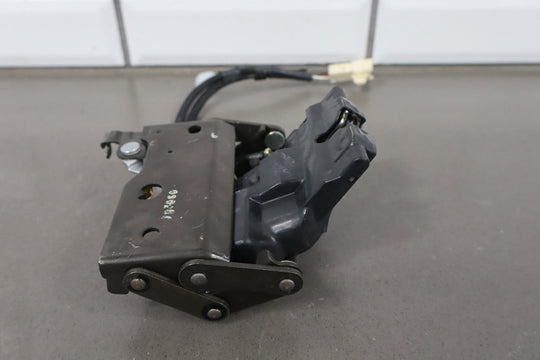 2002 - 2010 Lexus SC430 Trunk / Decklid Lid Latch OEM