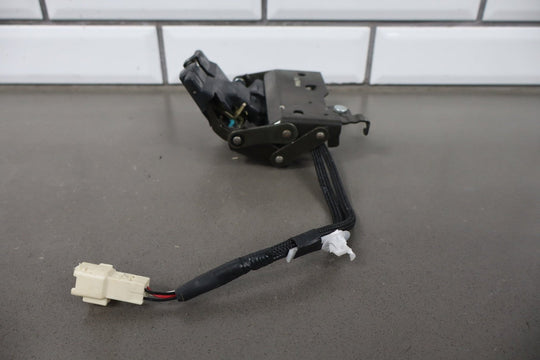 2002 - 2010 Lexus SC430 Trunk / Decklid Lid Latch OEM